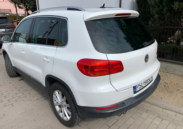 Volkswagen Tiguan cena 49900 przebieg: 198797, rok produkcji 2012 z Wojcieszów małe 326